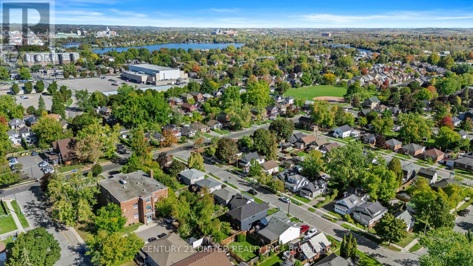 739 Young Street, Peterborough (Otonabee Ward 1), Ontario  K9J 3A5 - Photo 30 - X12448700