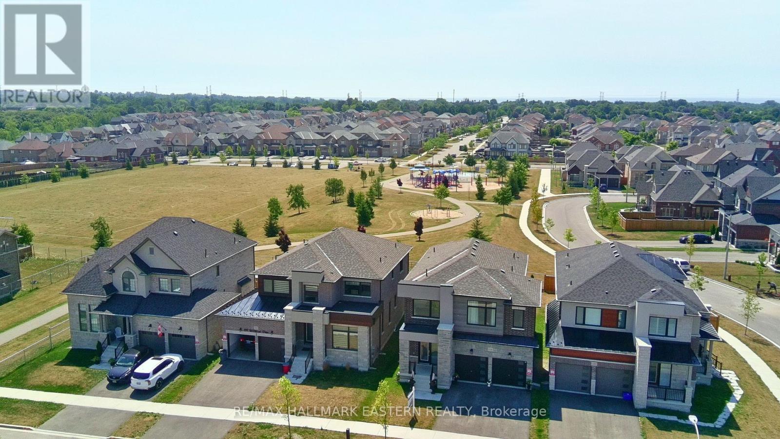 118 Whitehand Drive, Clarington (Newcastle), Ontario  L1B 0W1 - Photo 3 - E12448963