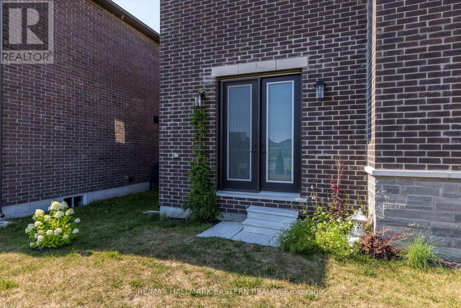 118 Whitehand Drive, Clarington (Newcastle), Ontario  L1B 0W1 - Photo 41 - E12448963