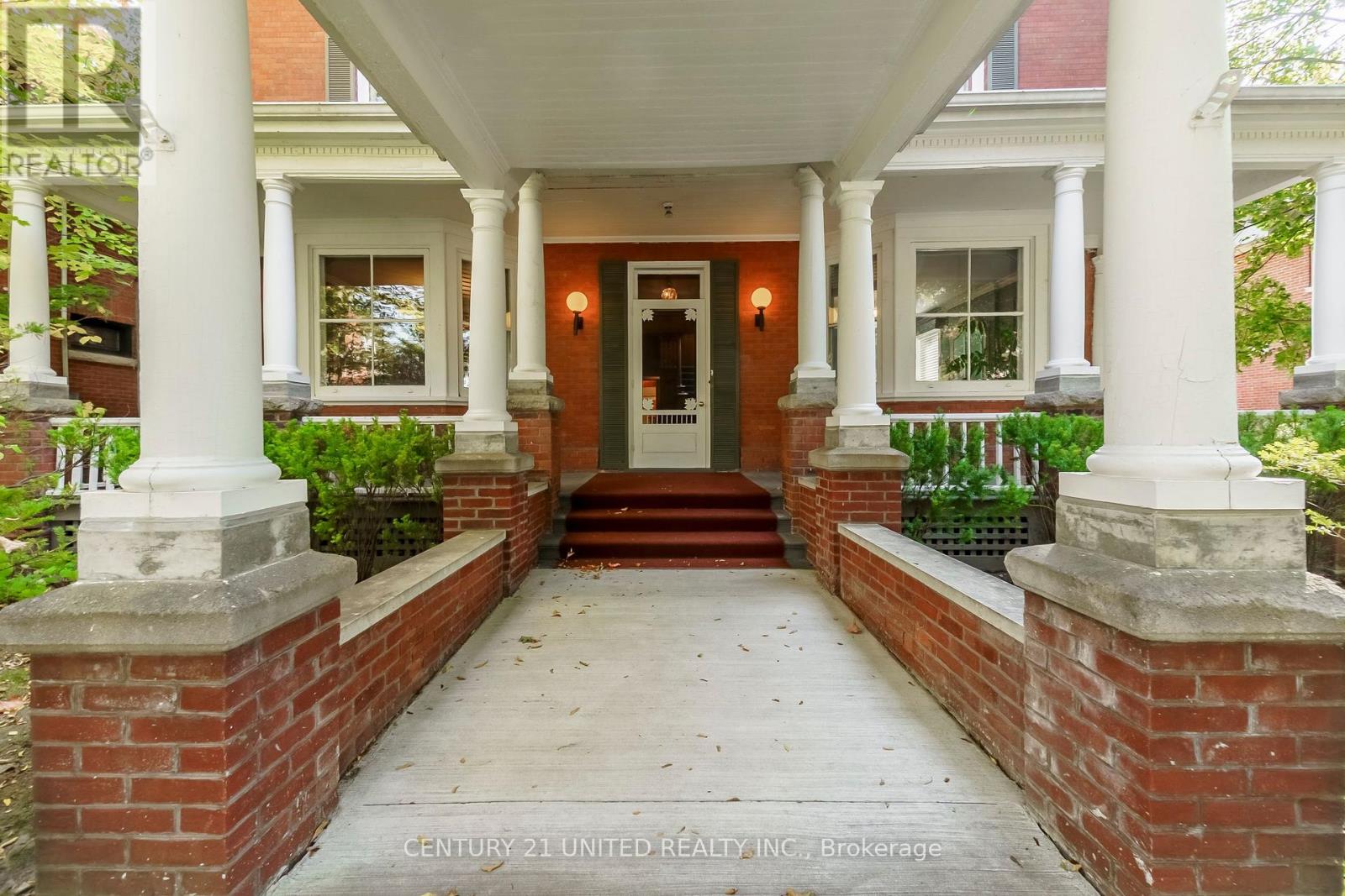 463 Hunter Street W, Peterborough (Town Ward 3), Ontario  K9H 2M7 - Photo 2 - X12449068