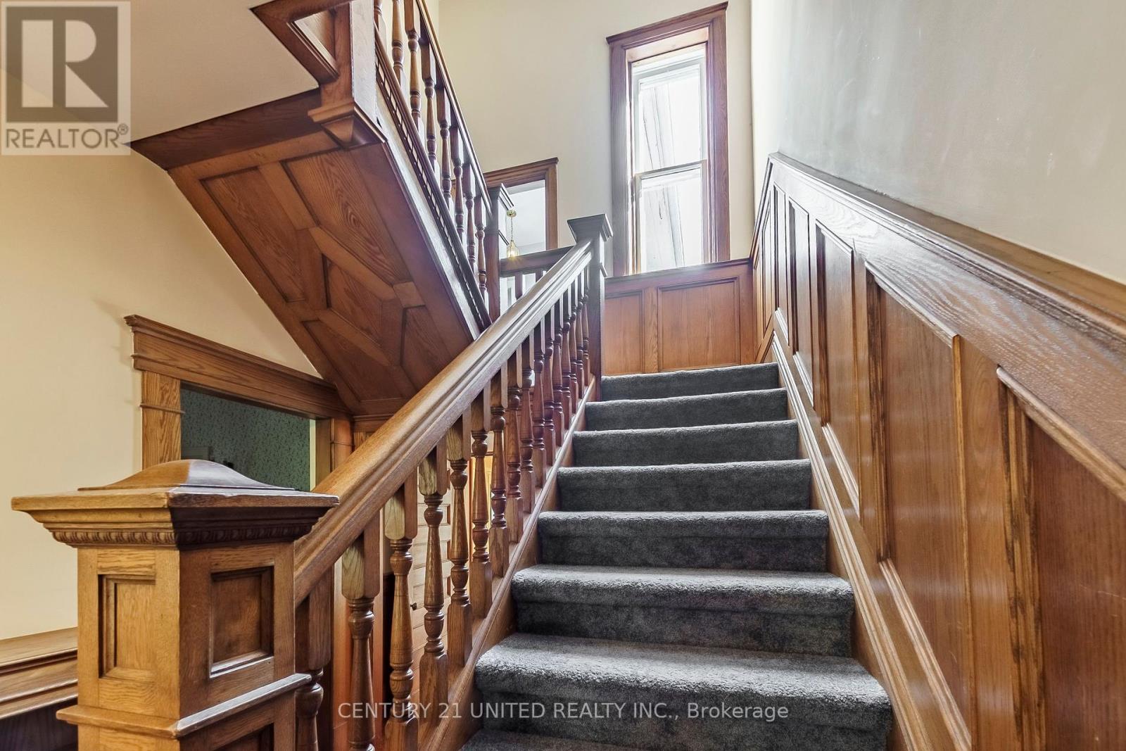 463 Hunter Street W, Peterborough (Town Ward 3), Ontario  K9H 2M7 - Photo 24 - X12449068