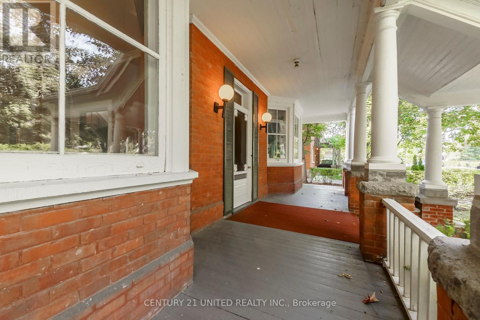 463 Hunter Street W, Peterborough (Town Ward 3), Ontario  K9H 2M7 - Photo 3 - X12449068