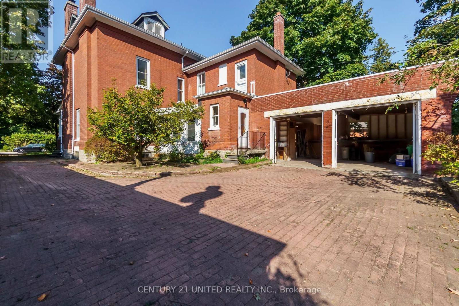 463 Hunter Street W, Peterborough (Town Ward 3), Ontario  K9H 2M7 - Photo 42 - X12449068