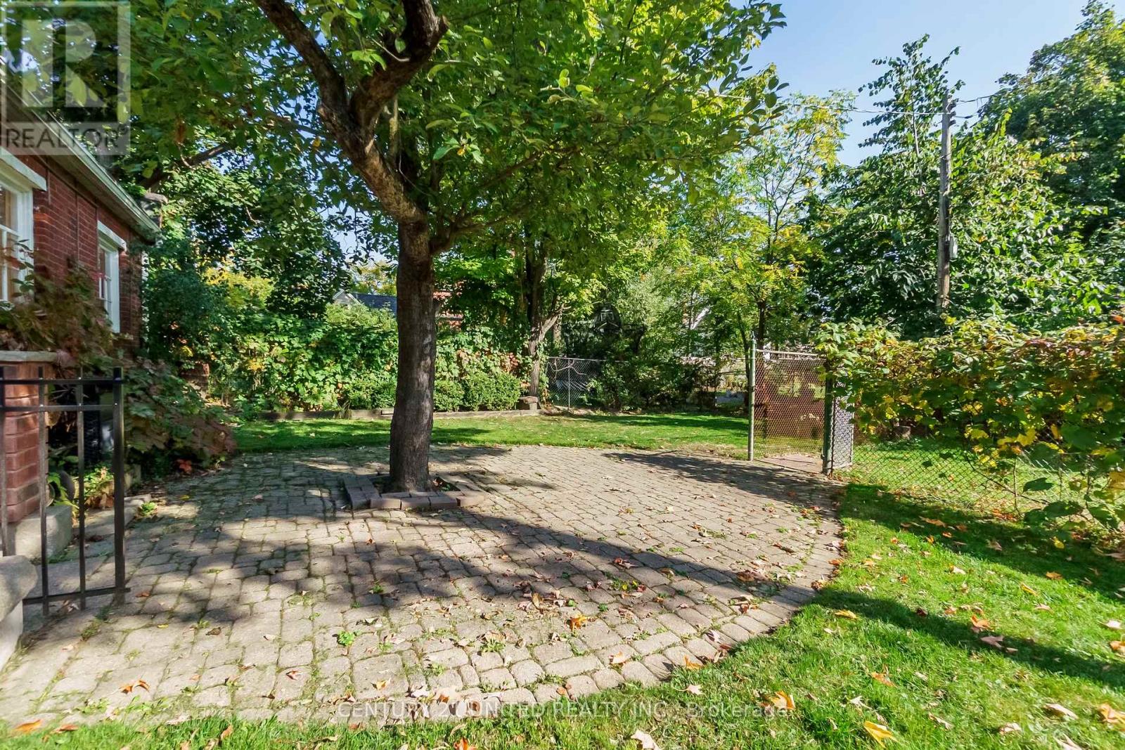 463 Hunter Street W, Peterborough (Town Ward 3), Ontario  K9H 2M7 - Photo 43 - X12449068