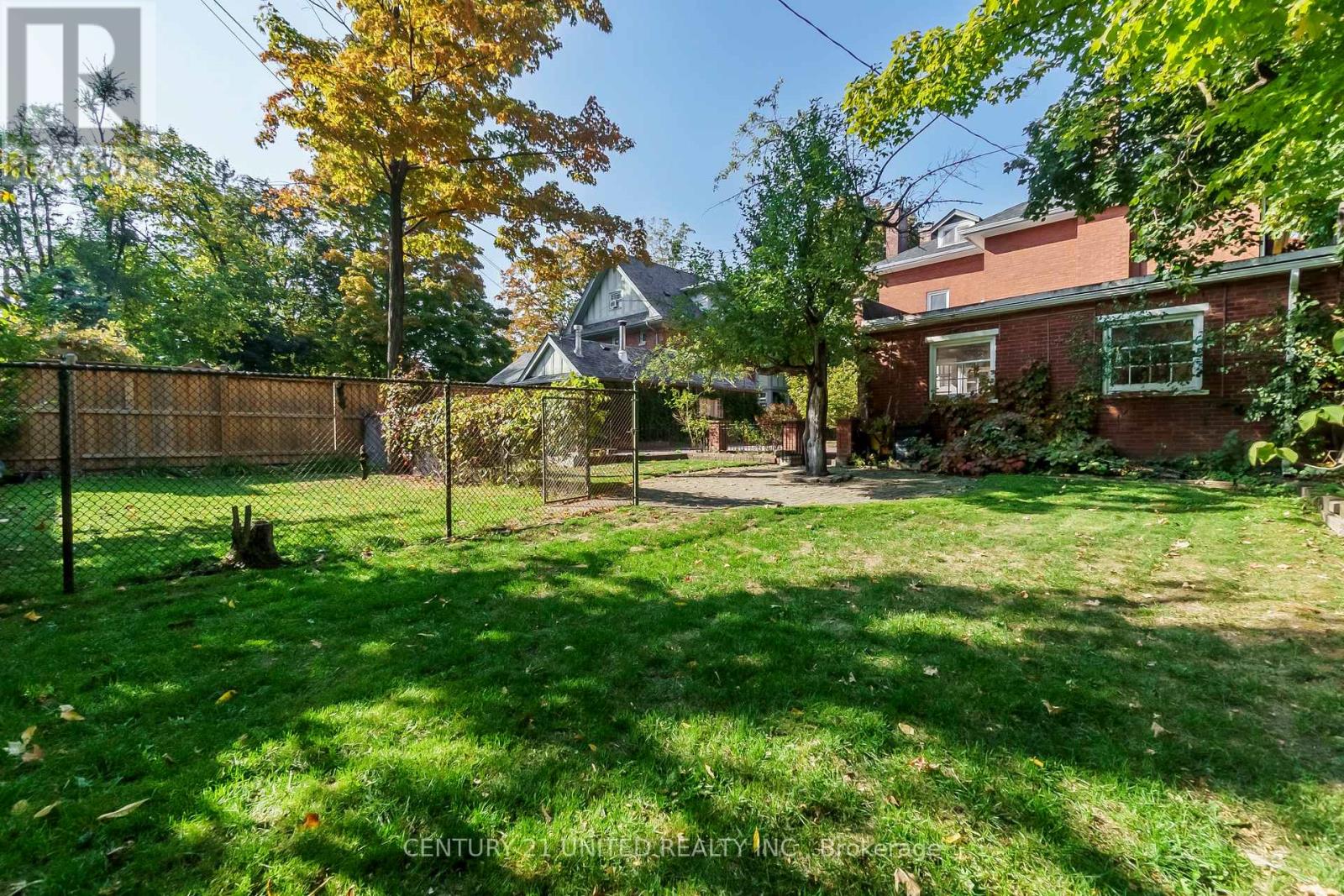 463 Hunter Street W, Peterborough (Town Ward 3), Ontario  K9H 2M7 - Photo 44 - X12449068