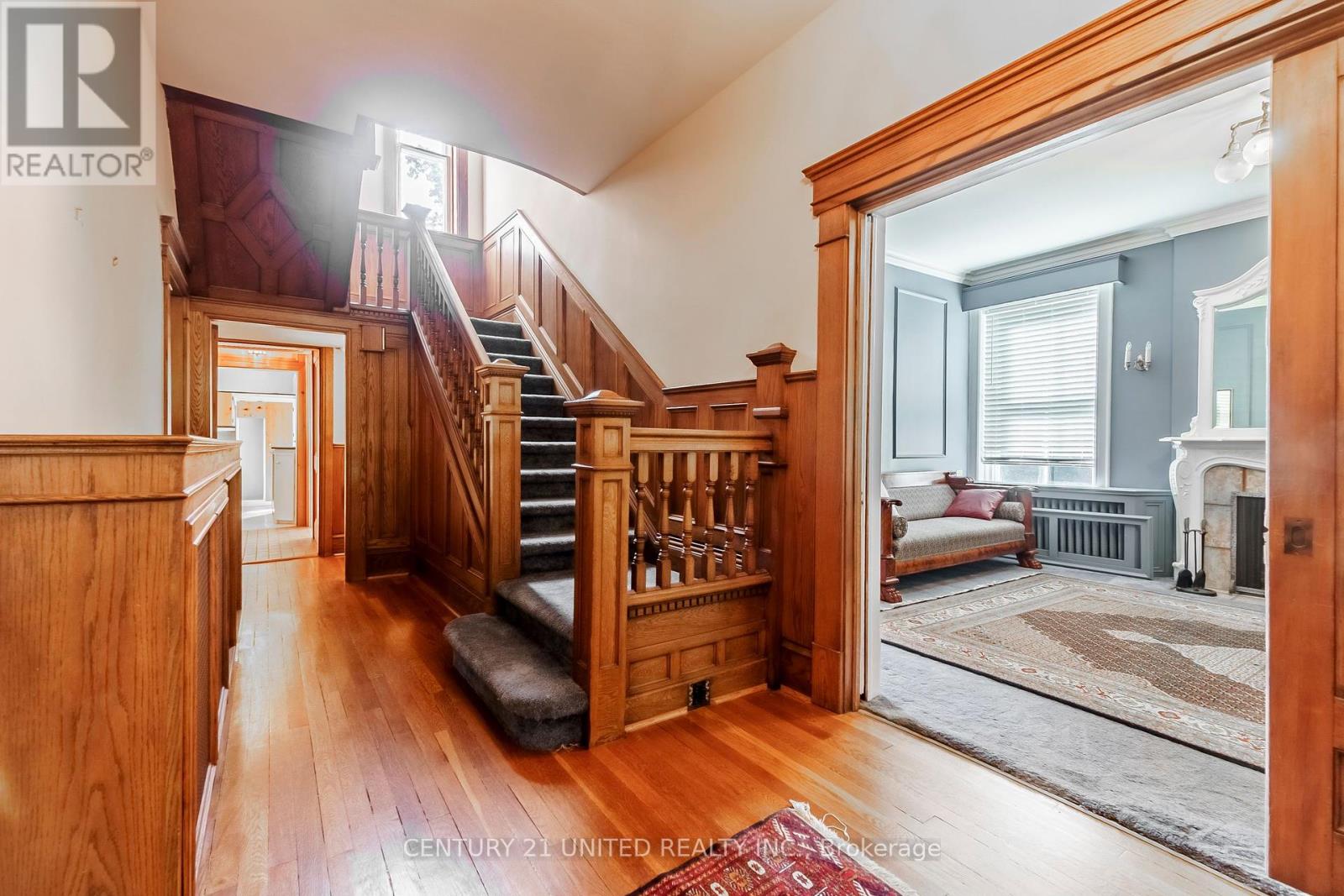 463 Hunter Street W, Peterborough (Town Ward 3), Ontario  K9H 2M7 - Photo 6 - X12449068