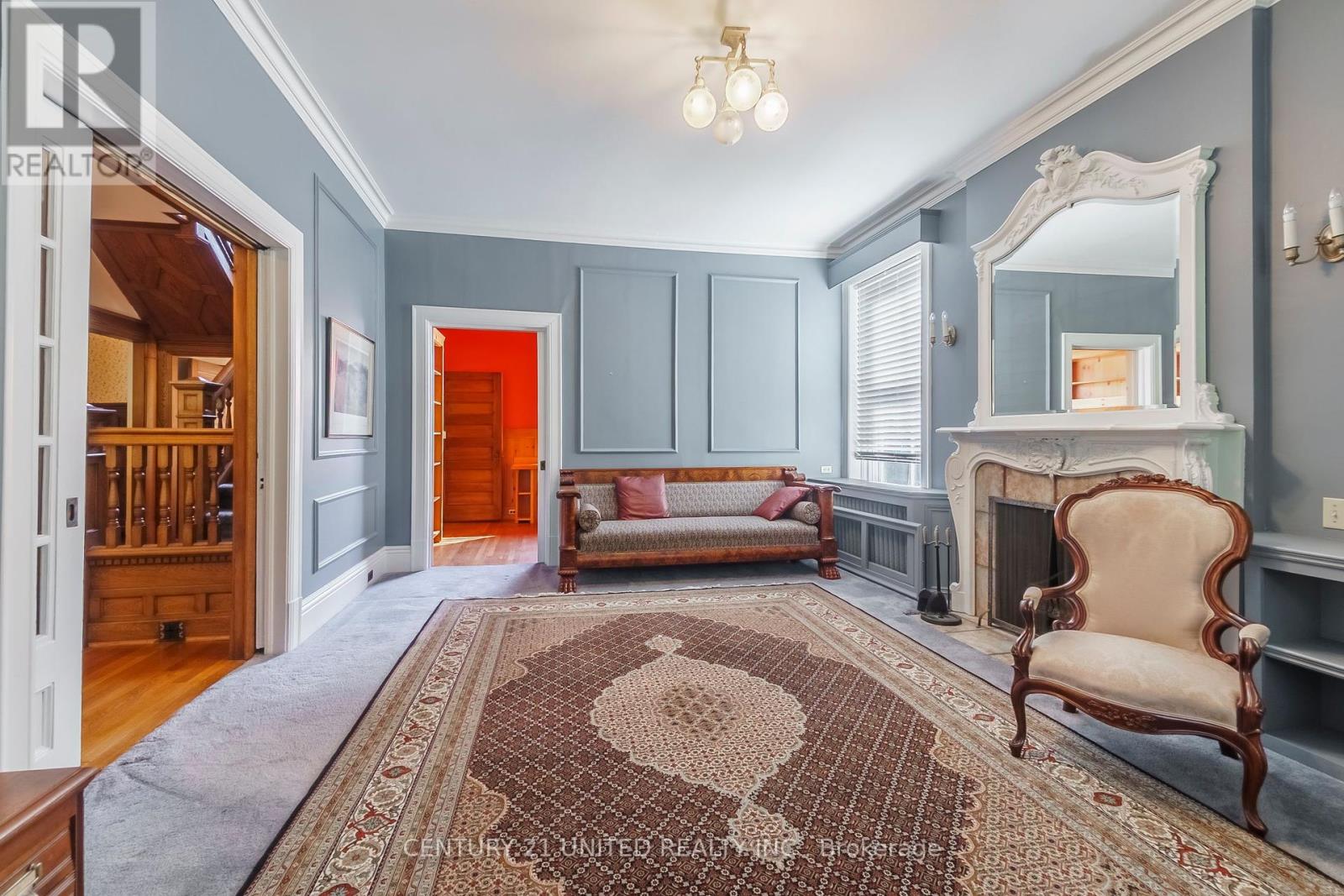 463 Hunter Street W, Peterborough (Town Ward 3), Ontario  K9H 2M7 - Photo 8 - X12449068