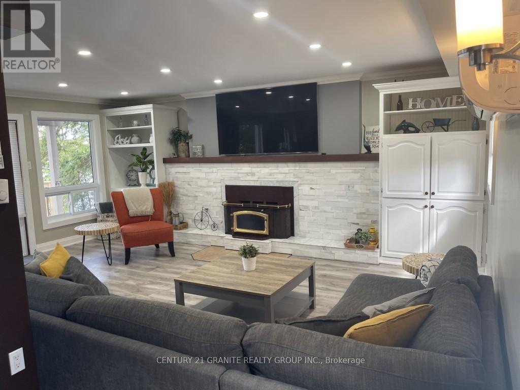 1038 Squirrel Lane, Highlands East (Cardiff Ward), Ontario  K0L 1C0 - Photo 8 - X12449301