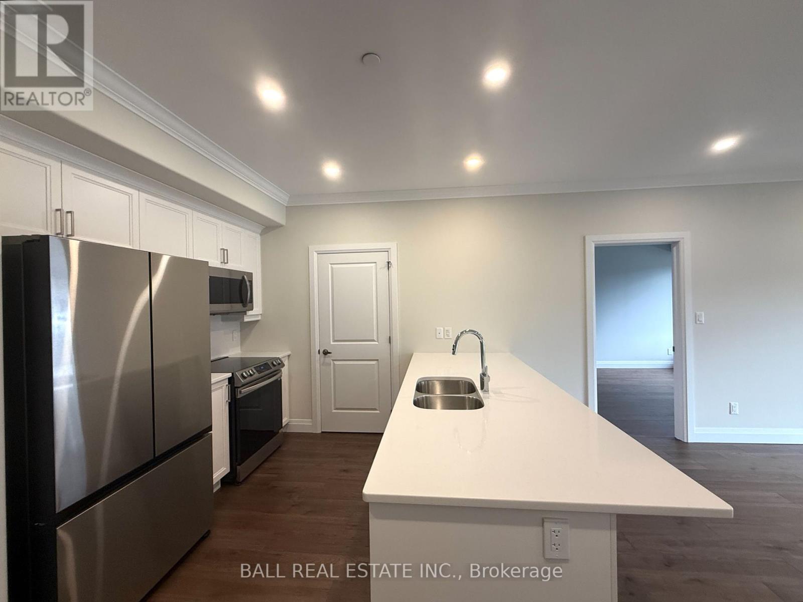 102 - 19 Hampton Lane, Selwyn, Ontario  K0L 2H0 - Photo 7 - X12449493