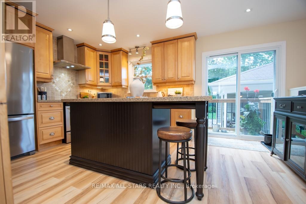 19 Adelaide Street S, Kawartha Lakes (Lindsay), Ontario  K9V 3J4 - Photo 11 - X12449576