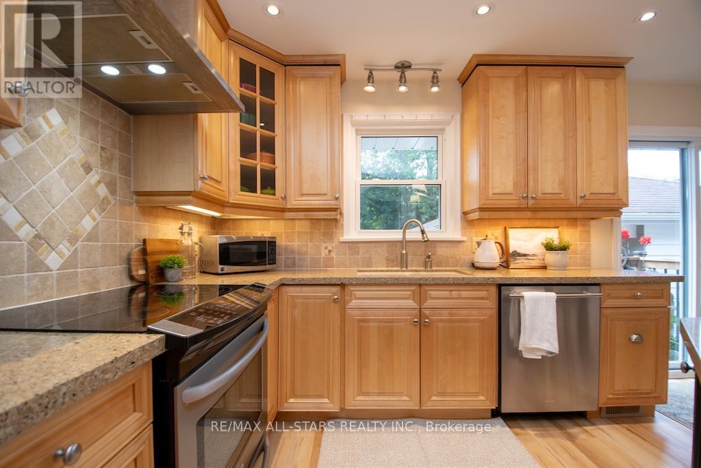 19 Adelaide Street S, Kawartha Lakes (Lindsay), Ontario  K9V 3J4 - Photo 17 - X12449576