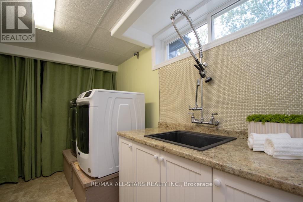 19 Adelaide Street S, Kawartha Lakes (Lindsay), Ontario  K9V 3J4 - Photo 35 - X12449576