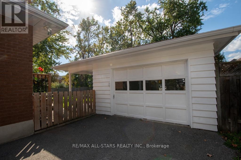 19 Adelaide Street S, Kawartha Lakes (Lindsay), Ontario  K9V 3J4 - Photo 41 - X12449576