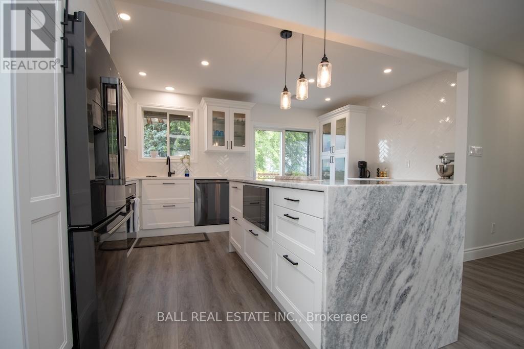 2546 Marsdale Drive, Peterborough (Ashburnham Ward 4), Ontario  K9L 1R4 - Photo 19 - X12449613