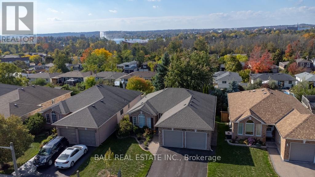 2546 Marsdale Drive, Peterborough (Ashburnham Ward 4), Ontario  K9L 1R4 - Photo 40 - X12449613