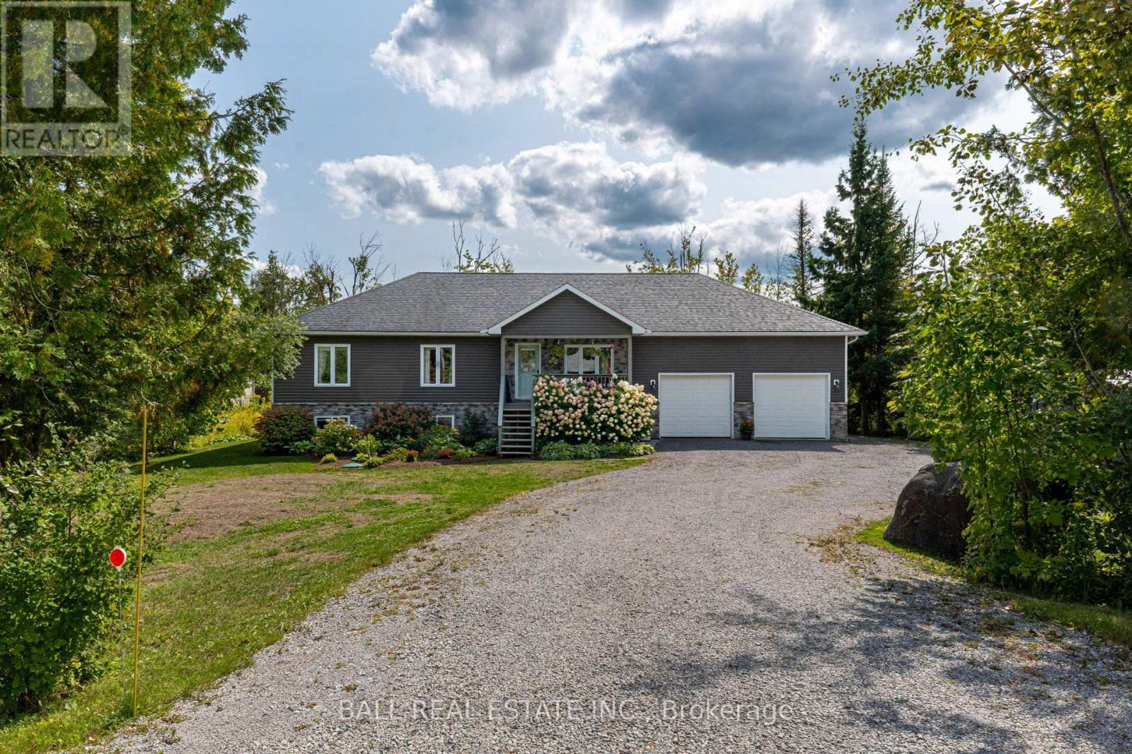 47 Sumcot Drive, Trent Lakes, Ontario  K0L 1J0 - Photo 3 - X12450401
