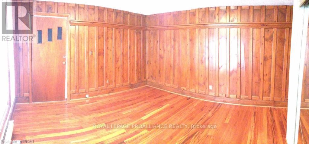 199 Dalhousie Street, Peterborough (Town Ward 3), Ontario  K9J 2M1 - Photo 11 - X12451169