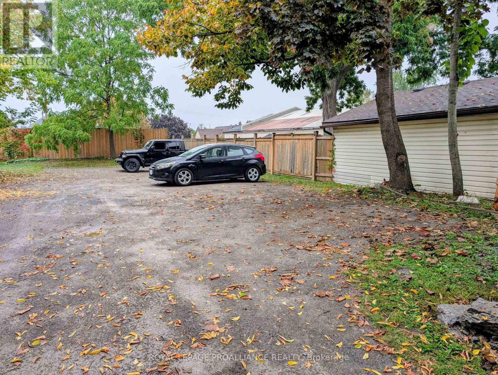 199 Dalhousie Street, Peterborough (Town Ward 3), Ontario  K9J 2M1 - Photo 19 - X12451169