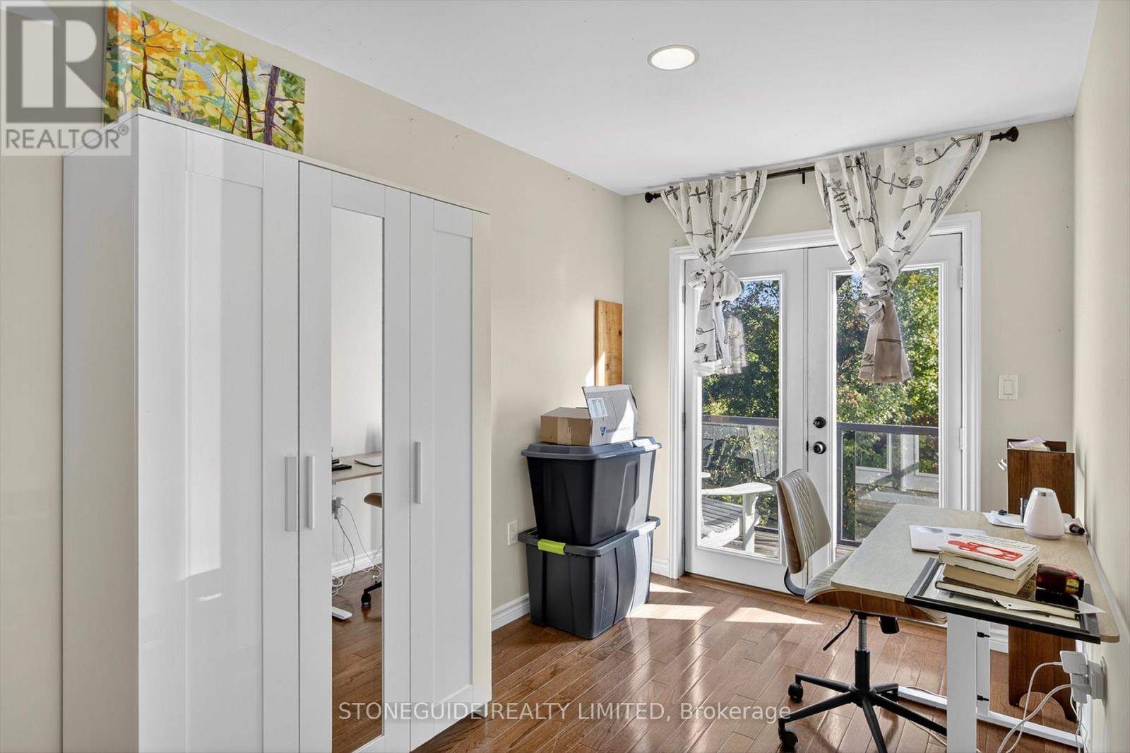 122 Fradette Avenue, Peterborough (Otonabee Ward 1), Ontario  K9J 1T5 - Photo 17 - X12451245