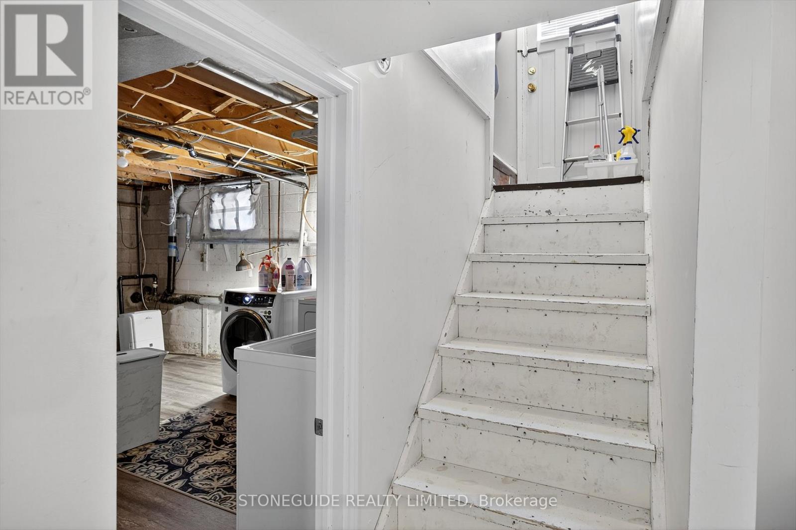 122 Fradette Avenue, Peterborough (Otonabee Ward 1), Ontario  K9J 1T5 - Photo 22 - X12451245