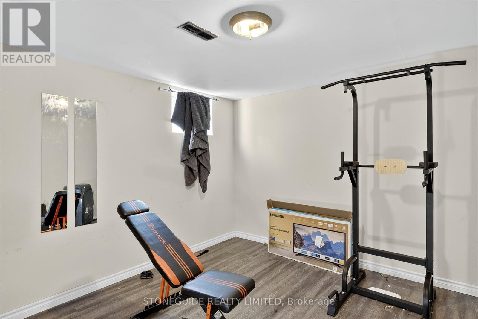 122 Fradette Avenue, Peterborough (Otonabee Ward 1), Ontario  K9J 1T5 - Photo 25 - X12451245