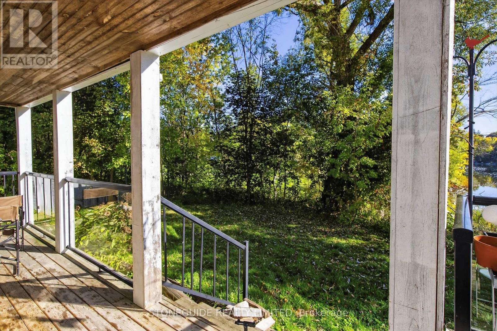 122 Fradette Avenue, Peterborough (Otonabee Ward 1), Ontario  K9J 1T5 - Photo 36 - X12451245