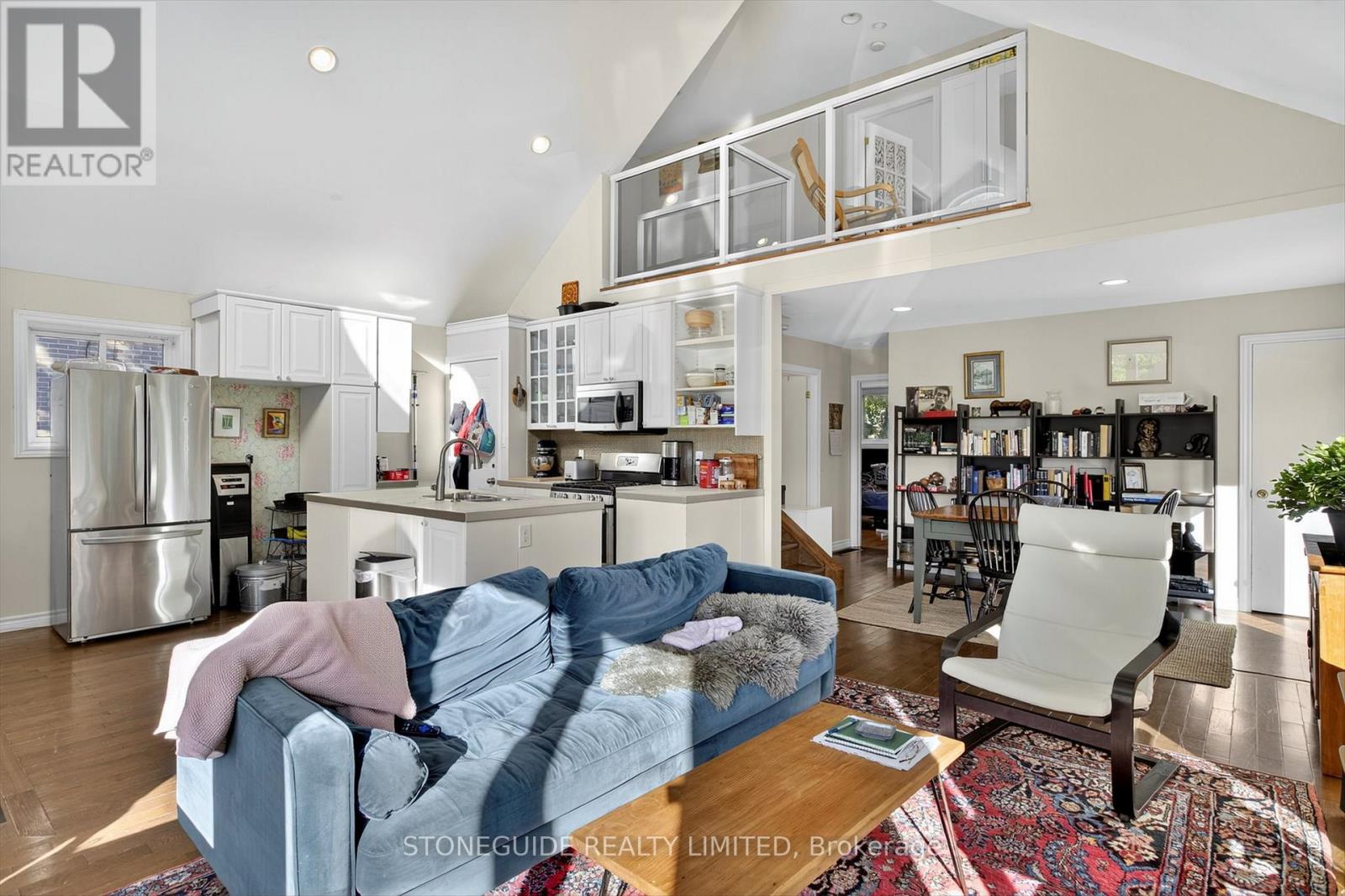 122 Fradette Avenue, Peterborough (Otonabee Ward 1), Ontario  K9J 1T5 - Photo 4 - X12451245