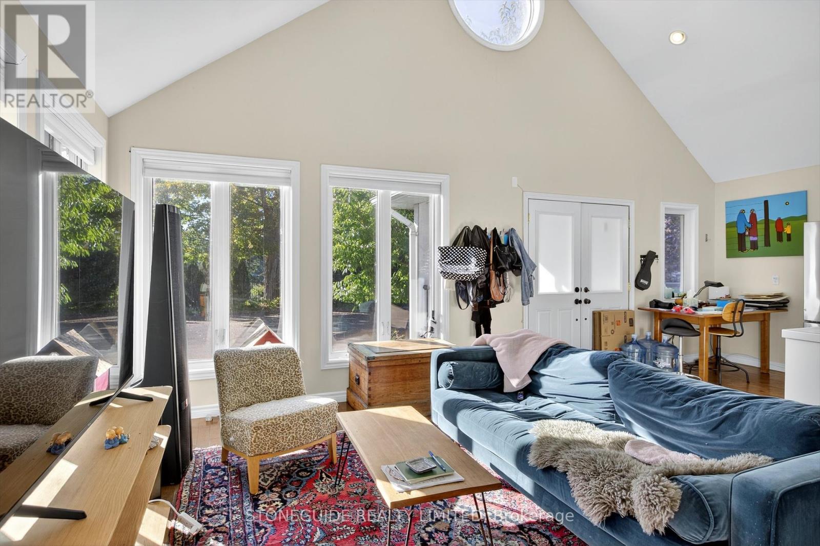 122 Fradette Avenue, Peterborough (Otonabee Ward 1), Ontario  K9J 1T5 - Photo 5 - X12451245