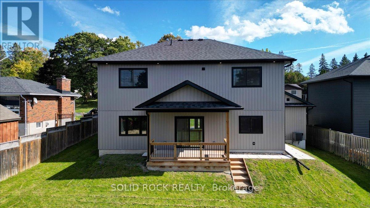 124 Cromwell Street, Trent Hills (Campbellford), Ontario  K0L 1L0 - Photo 32 - X12451266