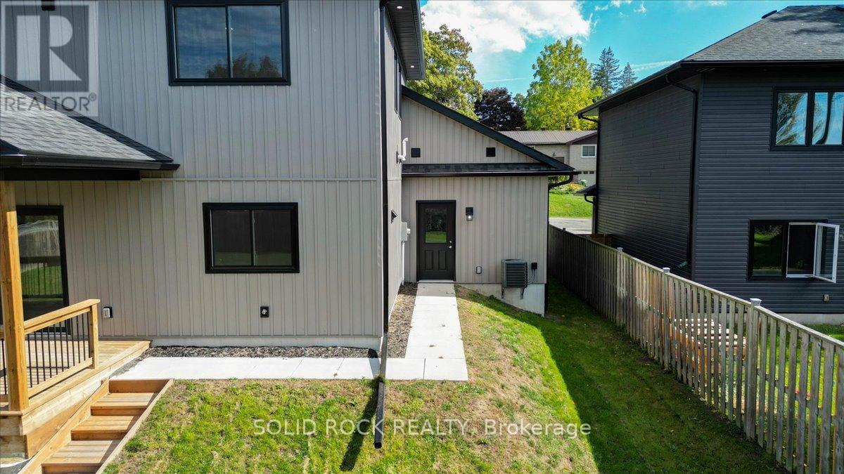 124 Cromwell Street, Trent Hills (Campbellford), Ontario  K0L 1L0 - Photo 33 - X12451266