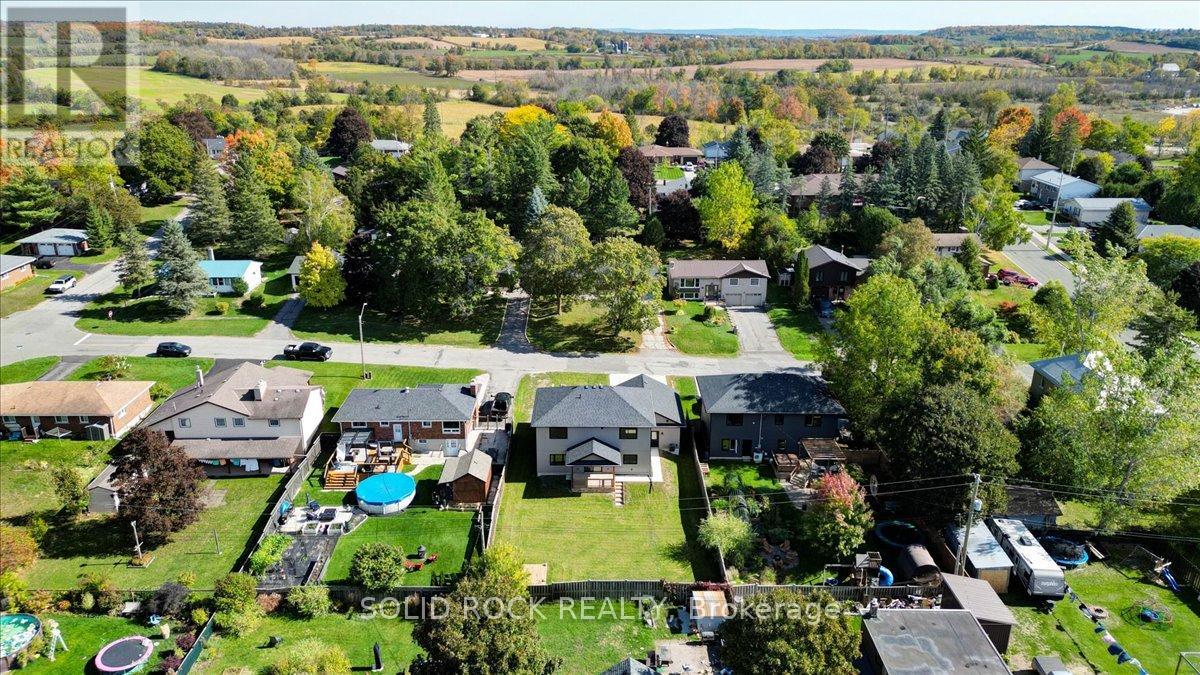 124 Cromwell Street, Trent Hills (Campbellford), Ontario  K0L 1L0 - Photo 50 - X12451266