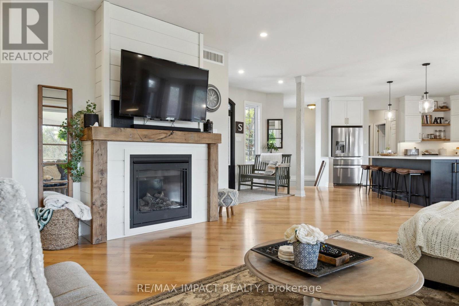 27 Slalom Drive, Kawartha Lakes (Bethany), Ontario  L0A 1A0 - Photo 9 - X12451620
