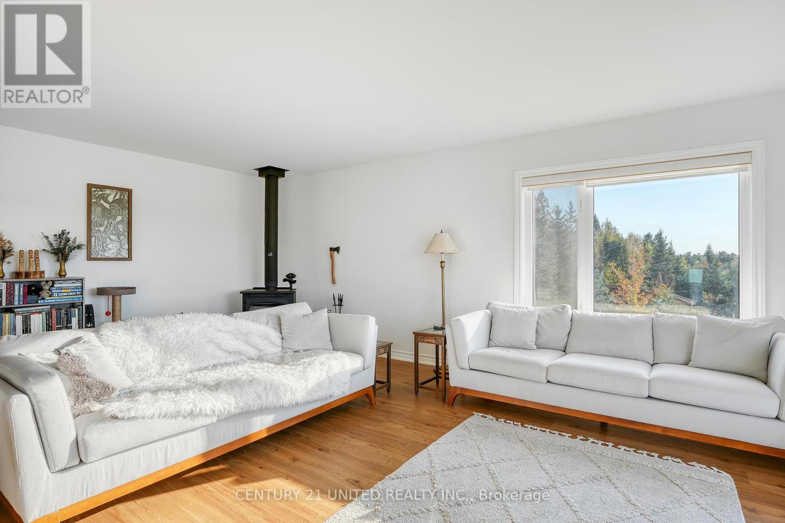 31 Mclean Road, Hastings Highlands (Monteagle Ward), Ontario  K0L 2R0 - Photo 12 - X12451624