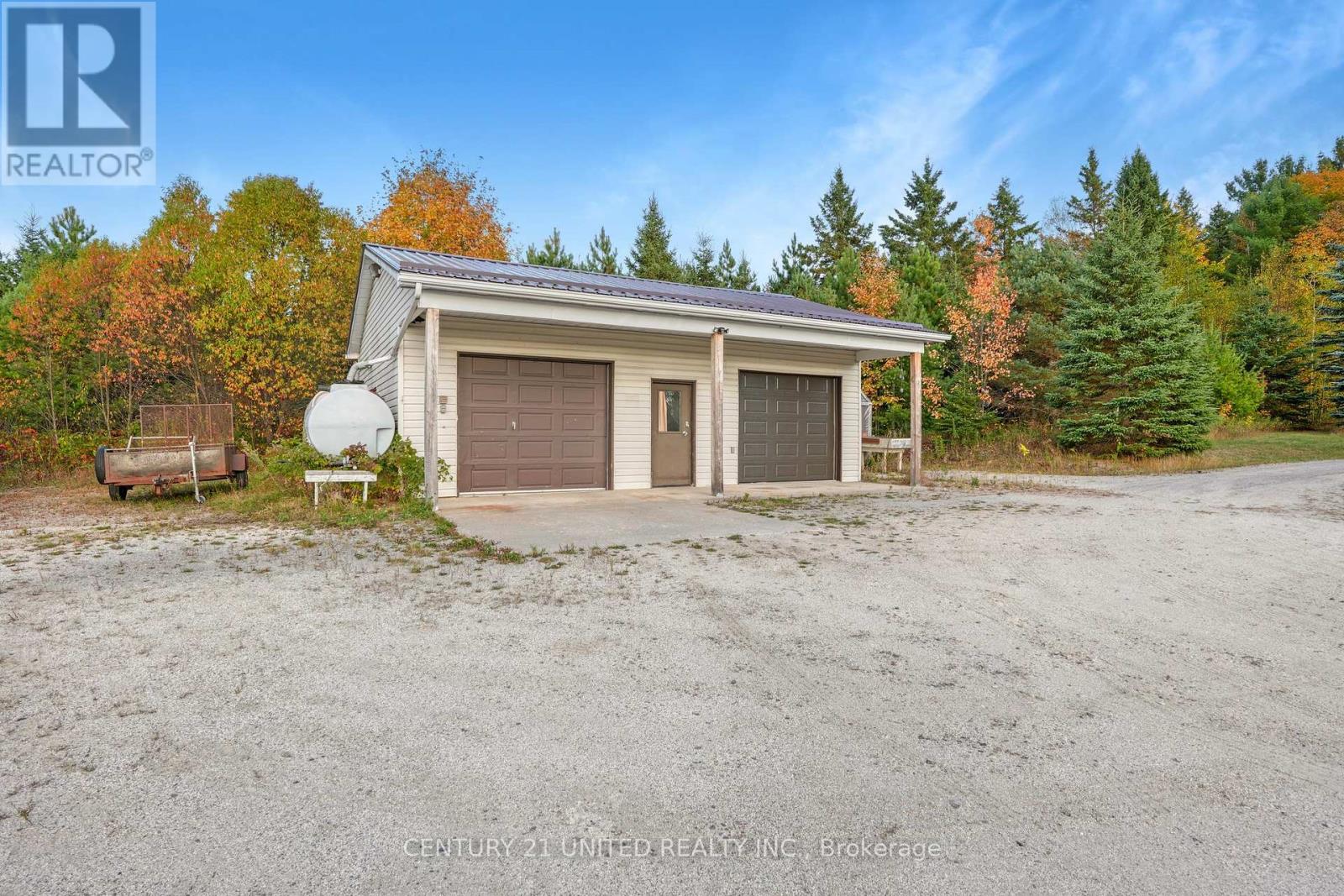 31 Mclean Road, Hastings Highlands (Monteagle Ward), Ontario  K0L 2R0 - Photo 4 - X12451624