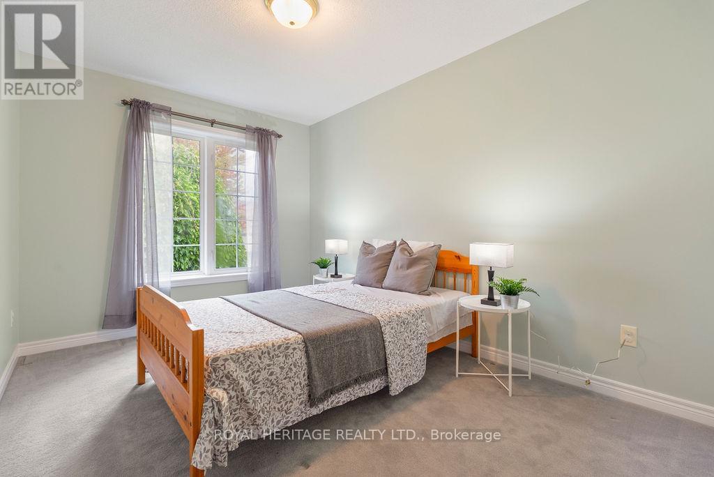 19 Thrushwood Trail, Kawartha Lakes (Lindsay), Ontario  K9V 0B1 - Photo 20 - X12451577
