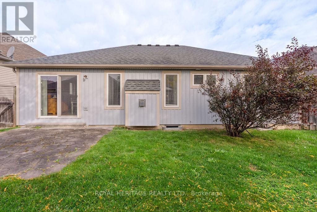 19 Thrushwood Trail, Kawartha Lakes (Lindsay), Ontario  K9V 0B1 - Photo 30 - X12451577
