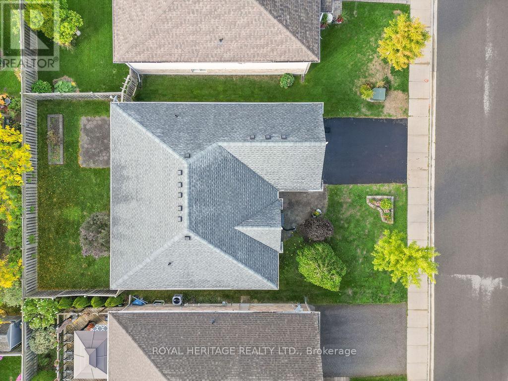19 Thrushwood Trail, Kawartha Lakes (Lindsay), Ontario  K9V 0B1 - Photo 40 - X12451577