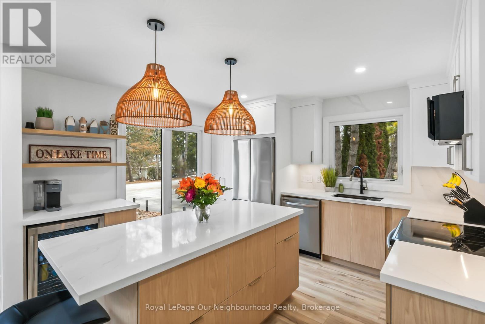 194 Snug Harbour Road, Kawartha Lakes (Lindsay), Ontario  K9V 4R6 - Photo 15 - X12451902