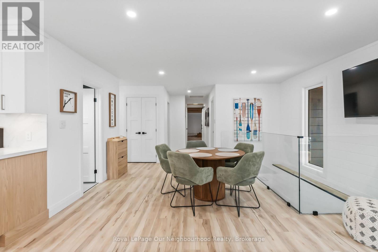 194 Snug Harbour Road, Kawartha Lakes (Lindsay), Ontario  K9V 4R6 - Photo 19 - X12451902