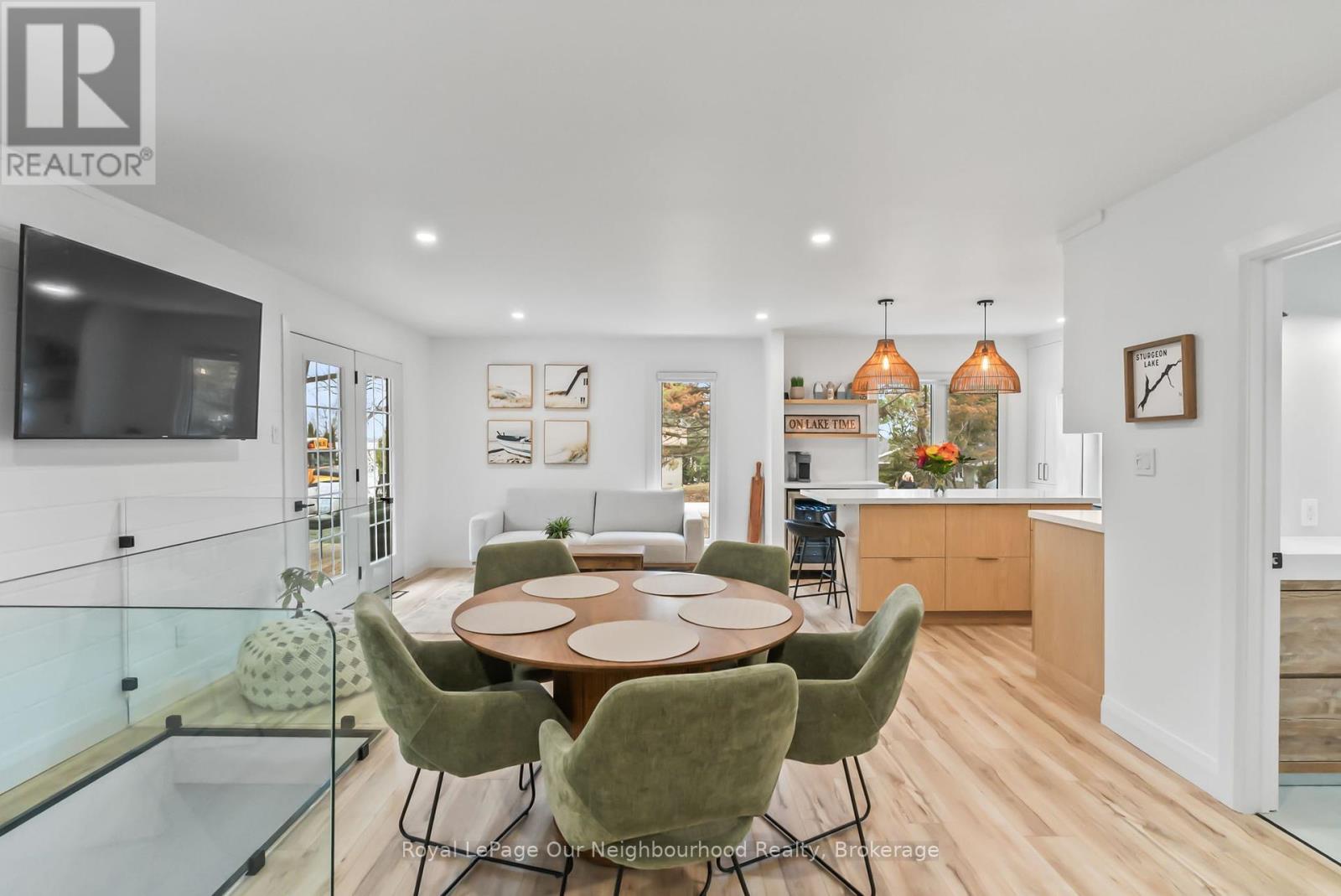 194 Snug Harbour Road, Kawartha Lakes (Lindsay), Ontario  K9V 4R6 - Photo 6 - X12451902