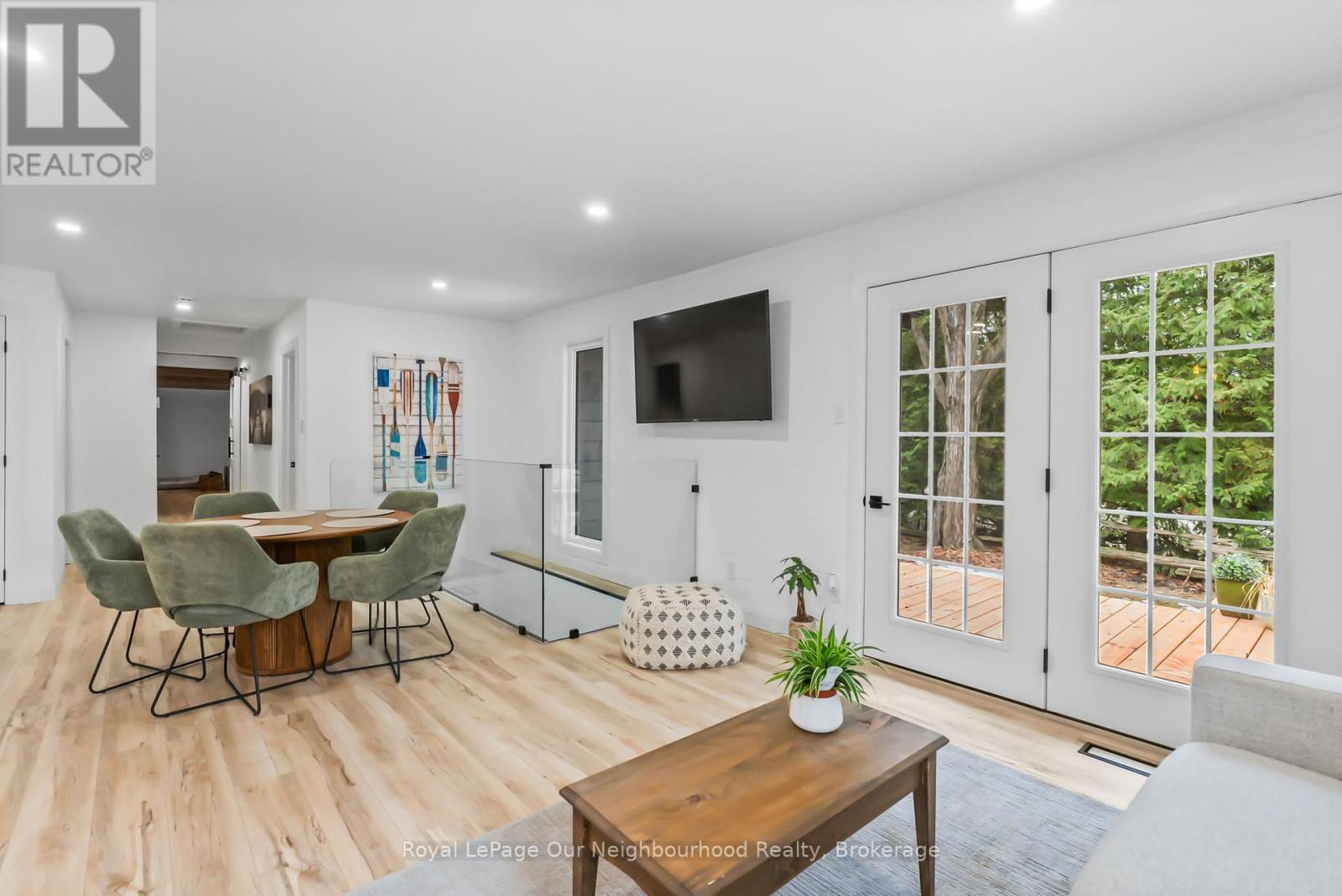 194 Snug Harbour Road, Kawartha Lakes (Lindsay), Ontario  K9V 4R6 - Photo 9 - X12451902