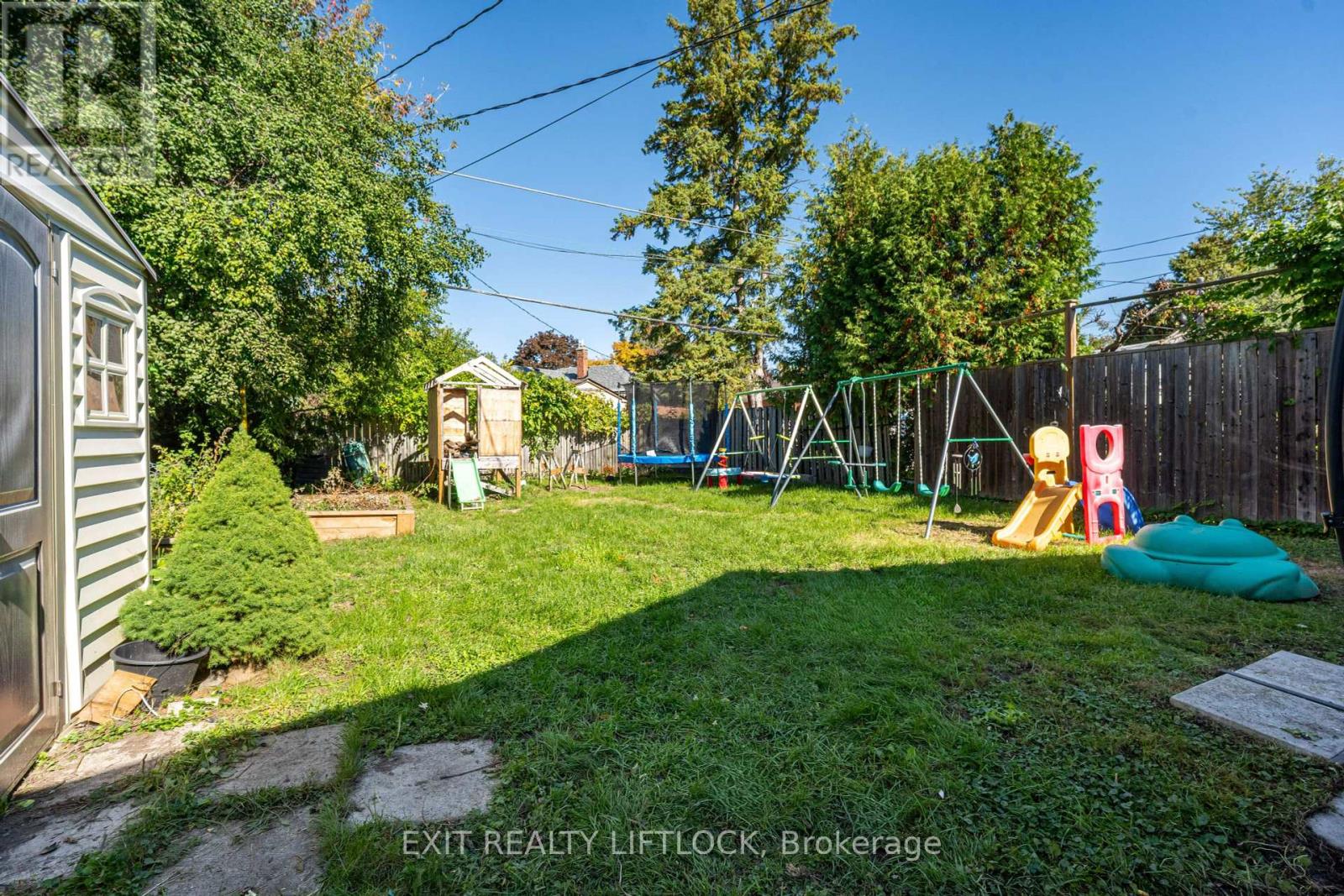 720 New Romaine Street, Peterborough (Otonabee Ward 1), Ontario  K9J 2E8 - Photo 27 - X12452092
