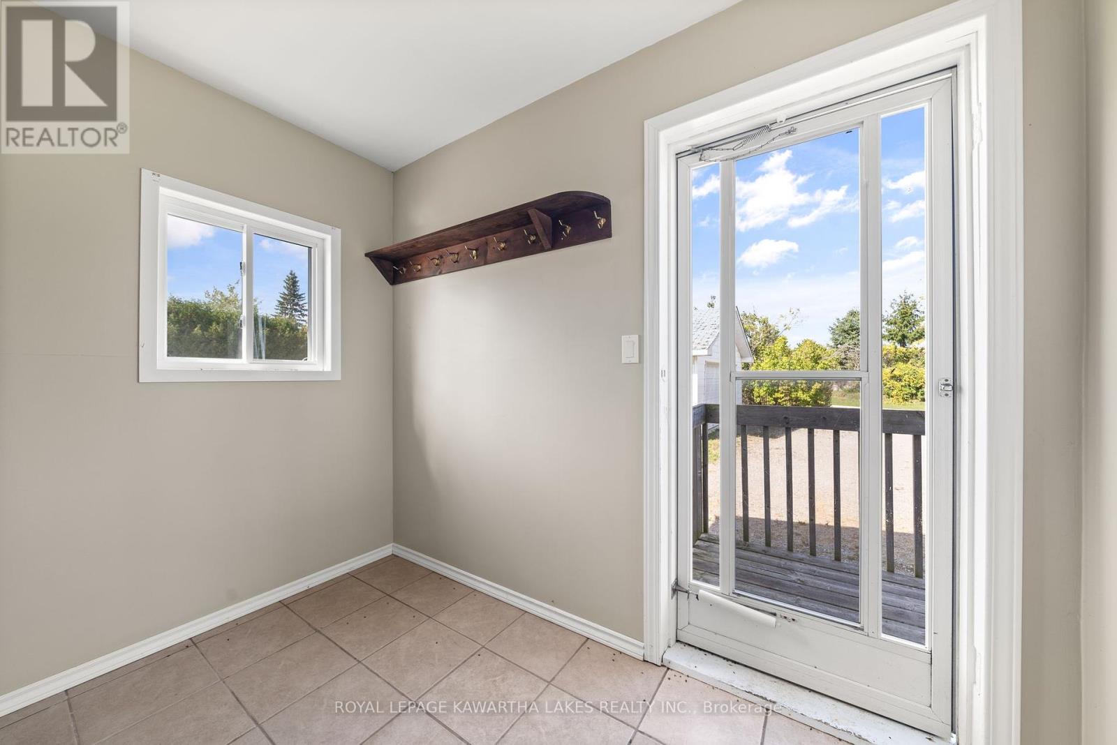 1240 Meadowview Road, Kawartha Lakes (Emily), Ontario  K0L 2W0 - Photo 15 - X12452116