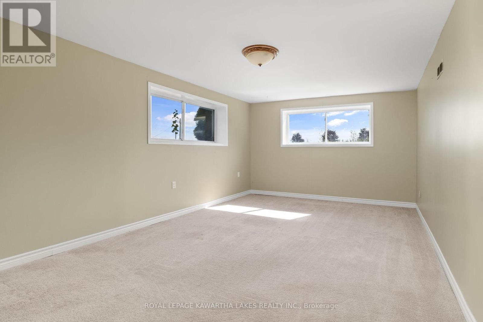 1240 Meadowview Road, Kawartha Lakes (Emily), Ontario  K0L 2W0 - Photo 16 - X12452116