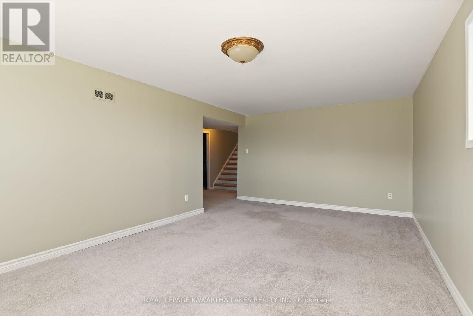 1240 Meadowview Road, Kawartha Lakes (Emily), Ontario  K0L 2W0 - Photo 17 - X12452116