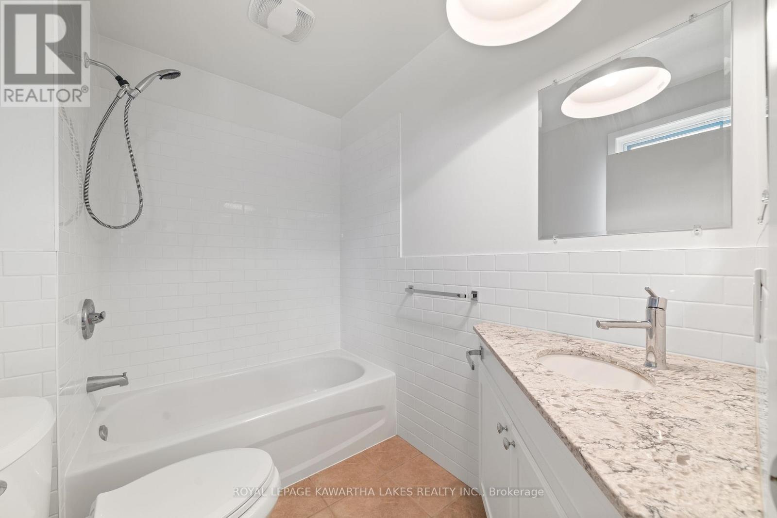 1240 Meadowview Road, Kawartha Lakes (Emily), Ontario  K0L 2W0 - Photo 32 - X12452116