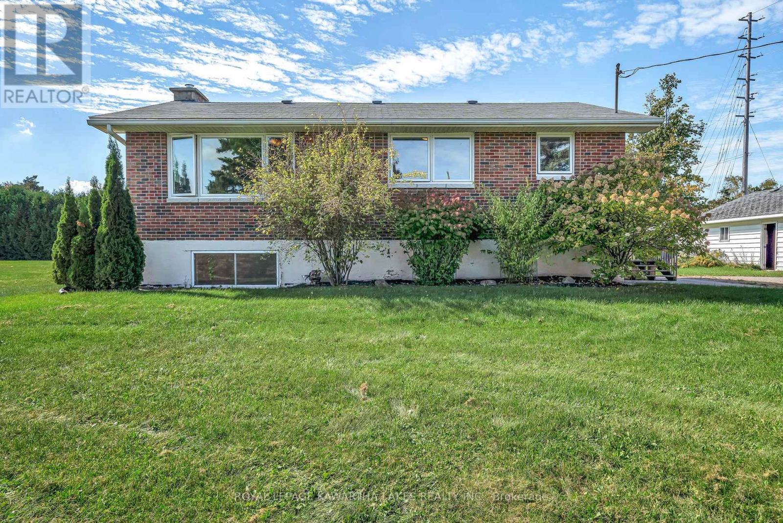 1240 Meadowview Road, Kawartha Lakes (Emily), Ontario  K0L 2W0 - Photo 9 - X12452116