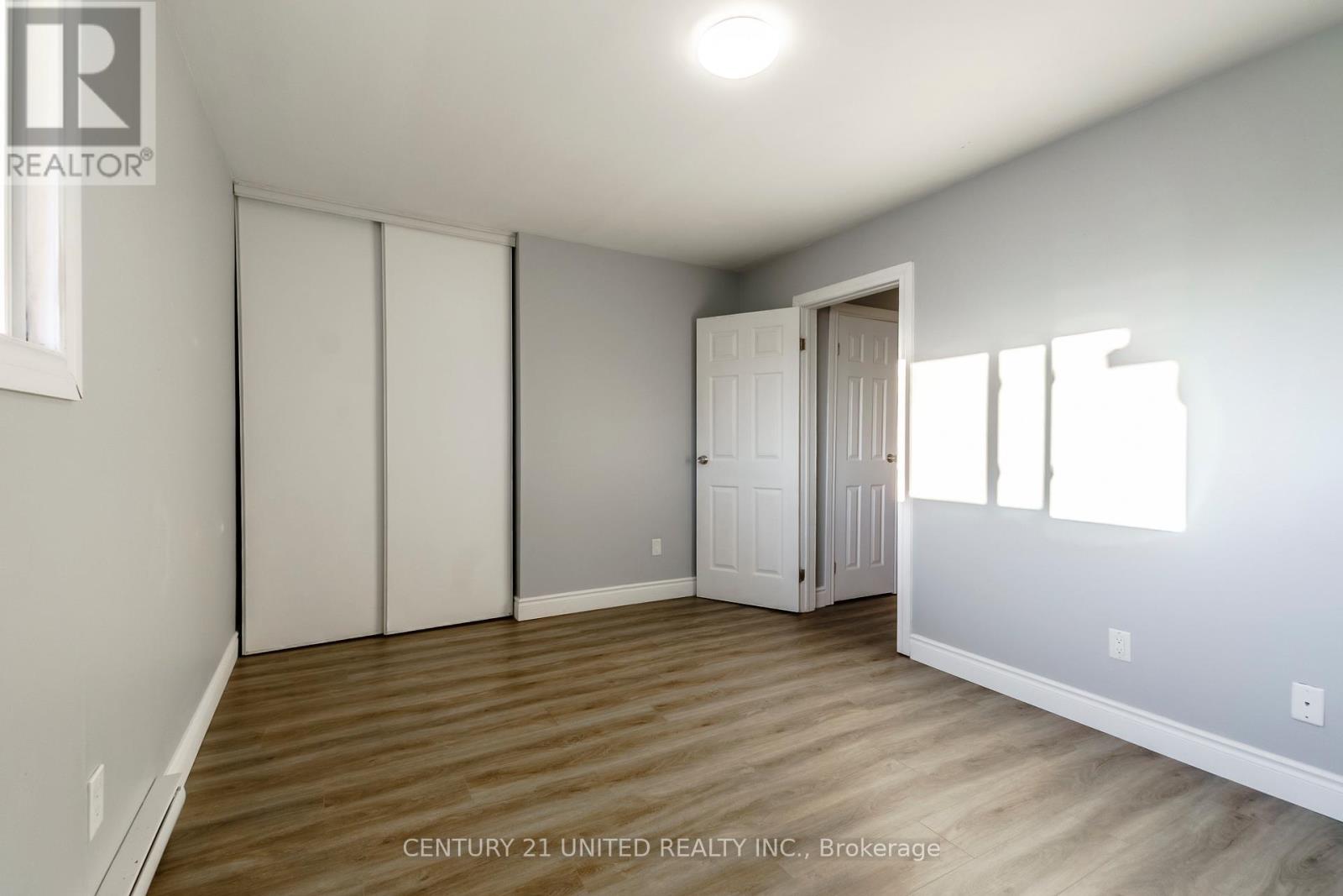 61 - 996 Sydenham Road, Peterborough (Ashburnham Ward 4), Ontario  K9J 7V7 - Photo 14 - X12452217