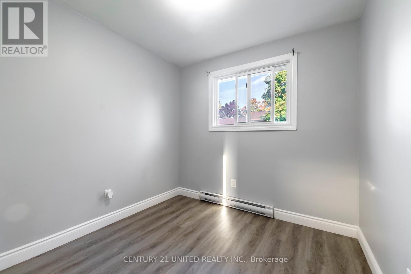 61 - 996 Sydenham Road, Peterborough (Ashburnham Ward 4), Ontario  K9J 7V7 - Photo 17 - X12452217