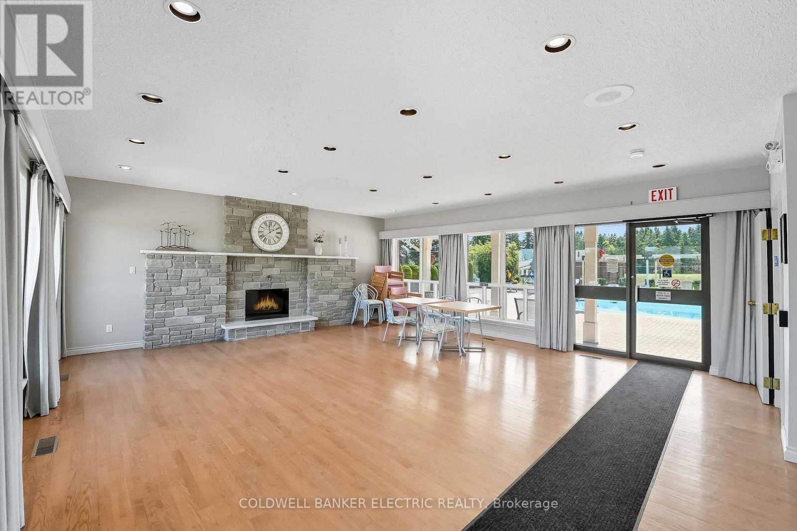 301 - 1 Heritage Way, Kawartha Lakes (Lindsay), Ontario  K9V 5P9 - Photo 37 - X12452338